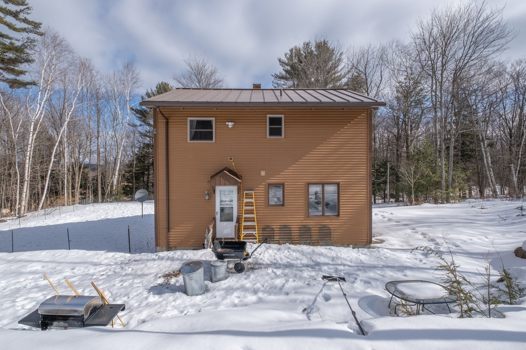 197 Dean Rd, Danbury, NH 03230 WolfReel Visuals