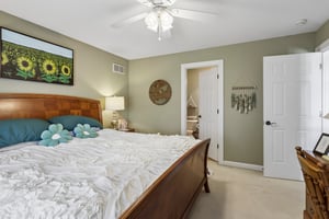 Homestead Dr-S0907-036.jpg