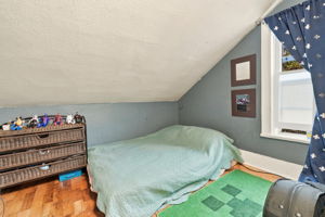  Photo 36