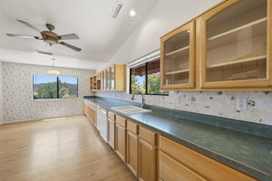 Kitchen 5