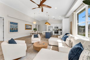 Living View 2