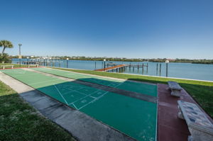 Bay Mariner56