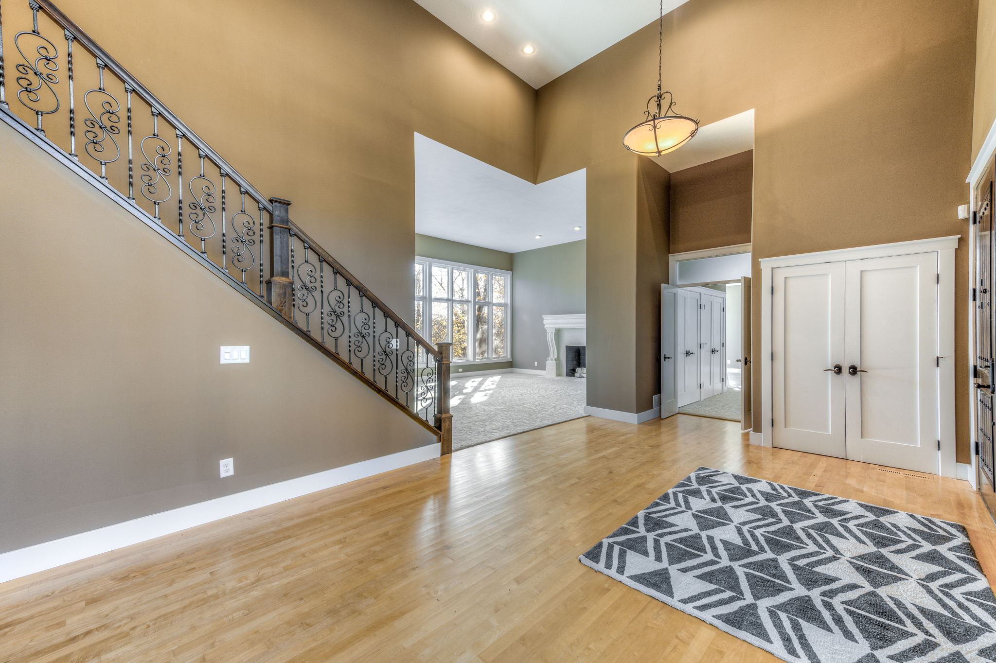  19705 Muirfield Circle, Shorewood, MN 55331, US