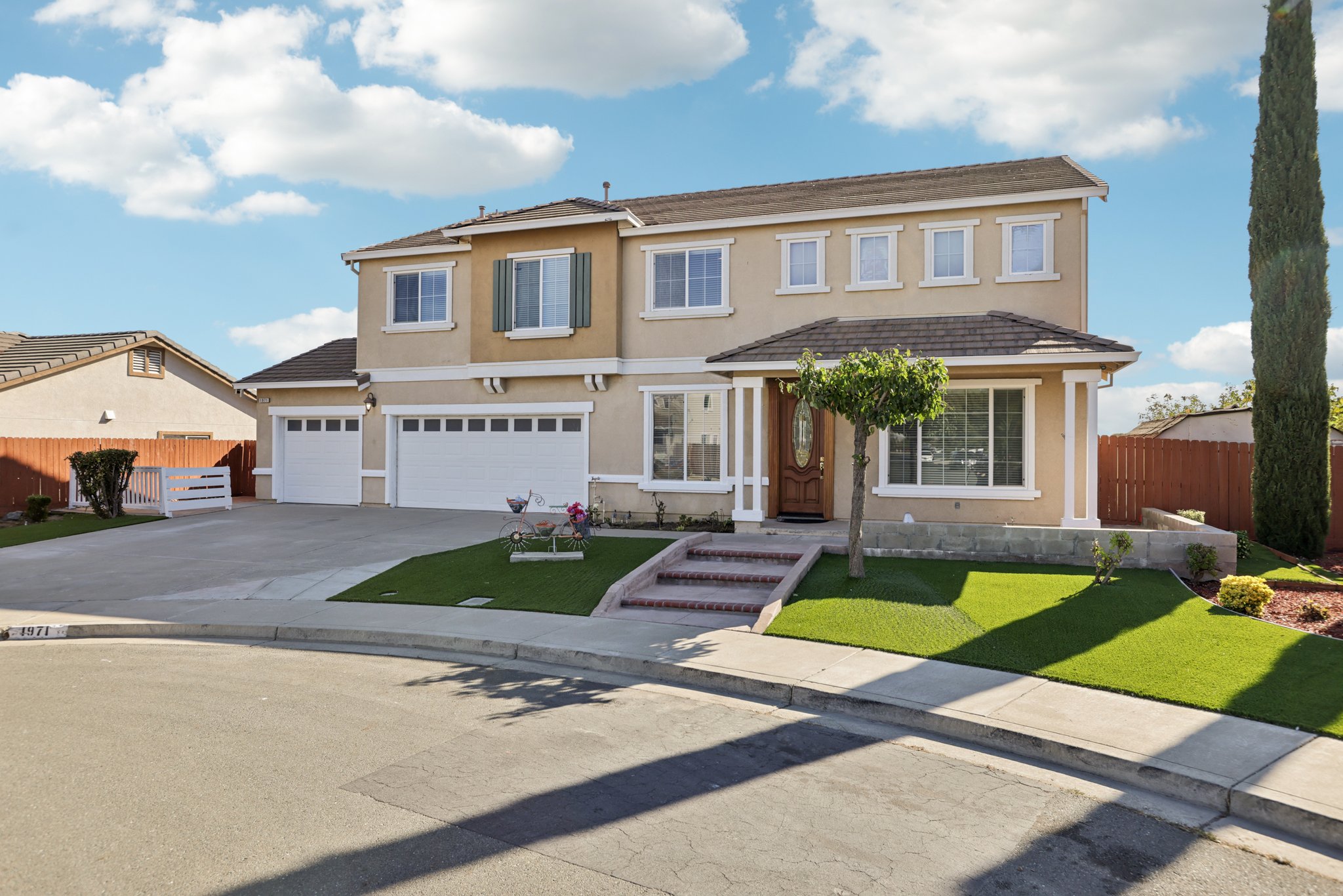Canyon Oaks Cir-S2309-005.jpg