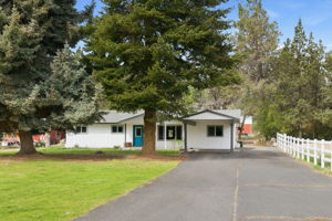  Photo 0