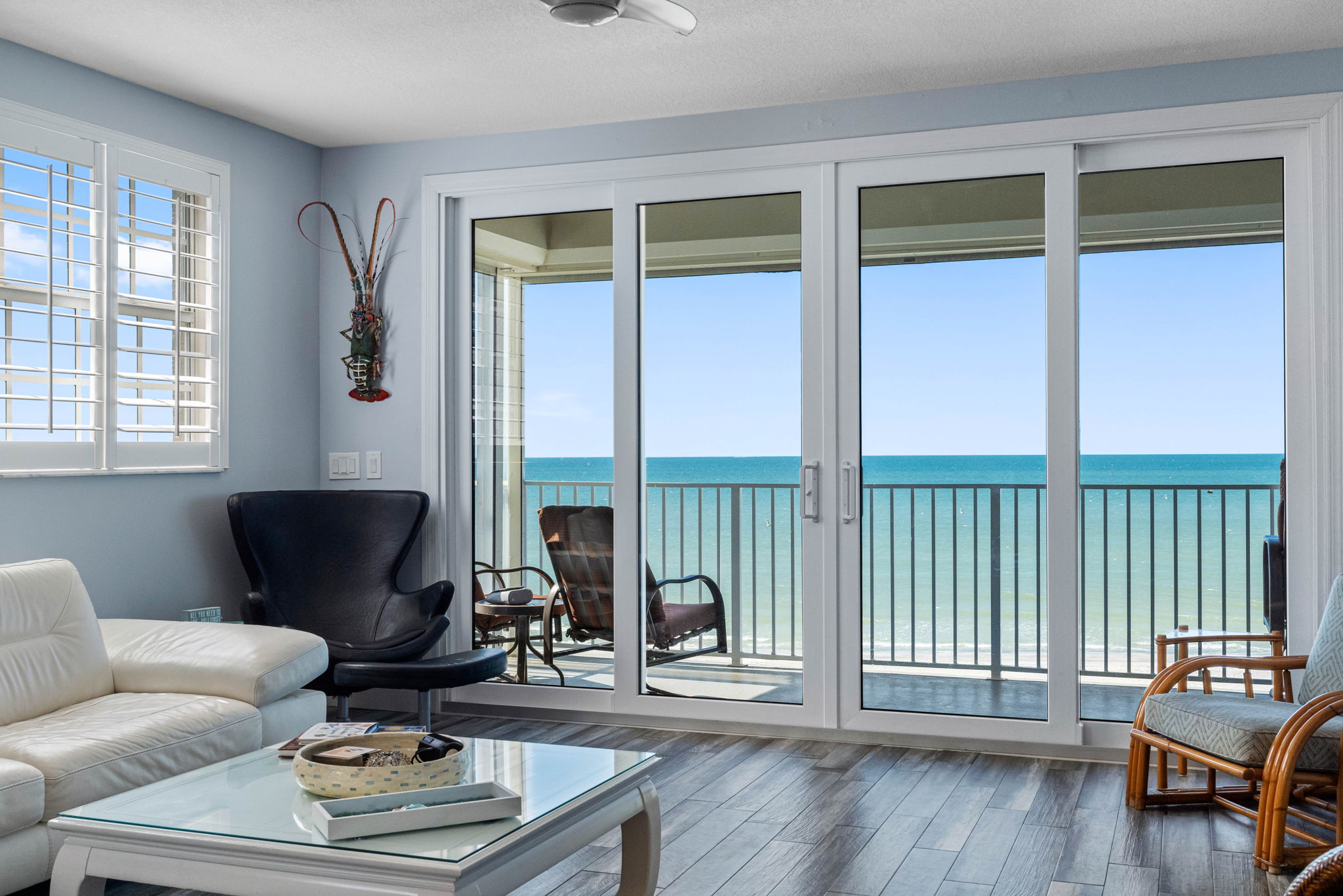 .. Corner Unit - Plenty of Natural Light.