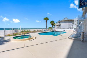 .. WVG Enjoys Heated Pool & Spa