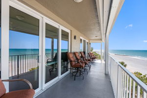 Large 32' X 6'7" Balcony.