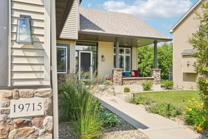 Embers Ave-S0207-005.jpg