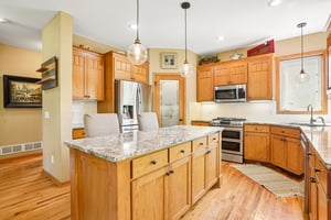 Embers Ave-S0207-023.jpg