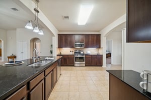 1972 Jobes Ct, Alvin, TX 77511-010.jpg