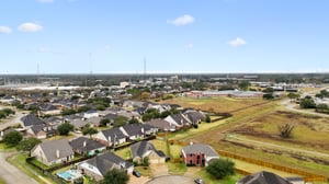 1972 Jobes Ct, Alvin, TX 77511-003 (2).jpg