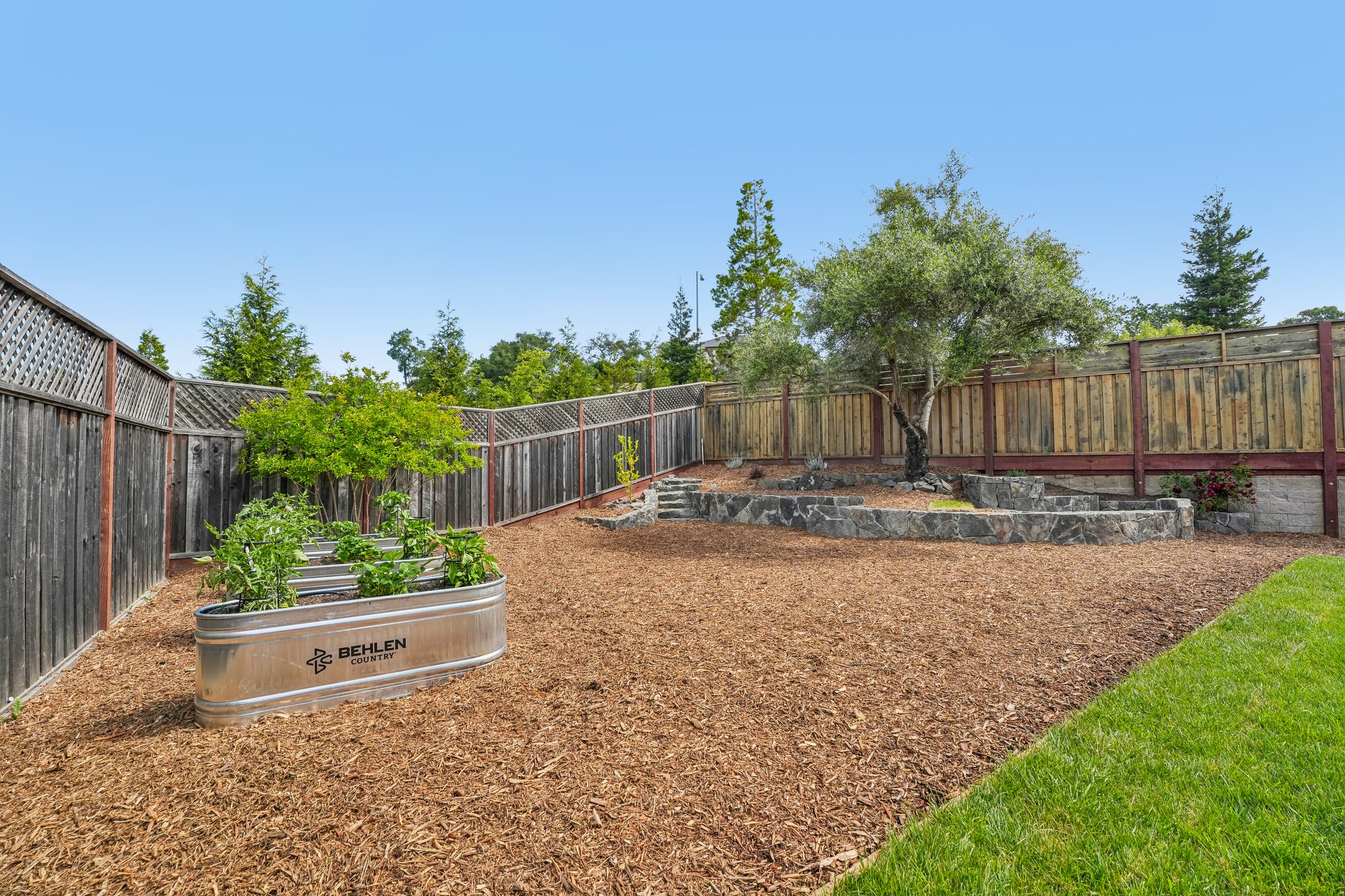 Gardenview Cir-S2504-061.jpg