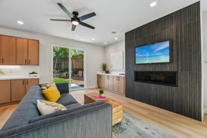 Gardenview Cir-S2504-014.jpg