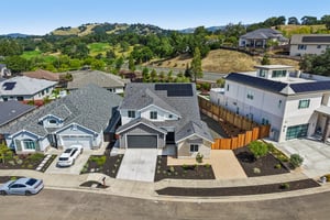 Gardenview Cir-S2504-069.jpg