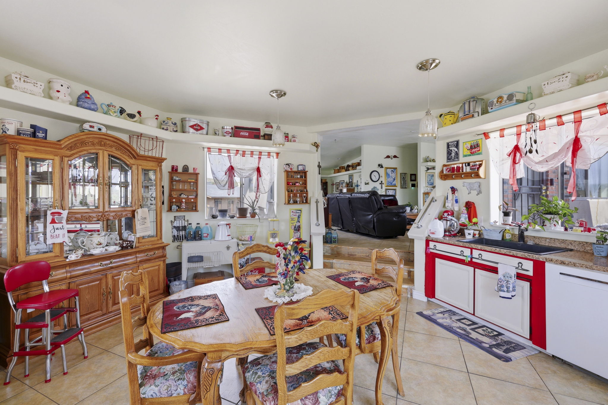 Kitchen 4