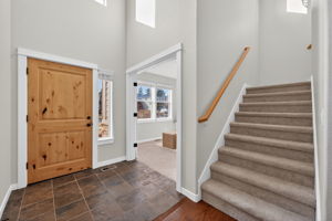  Photo 0