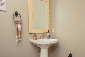  Photo 39