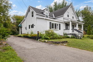  Photo 0