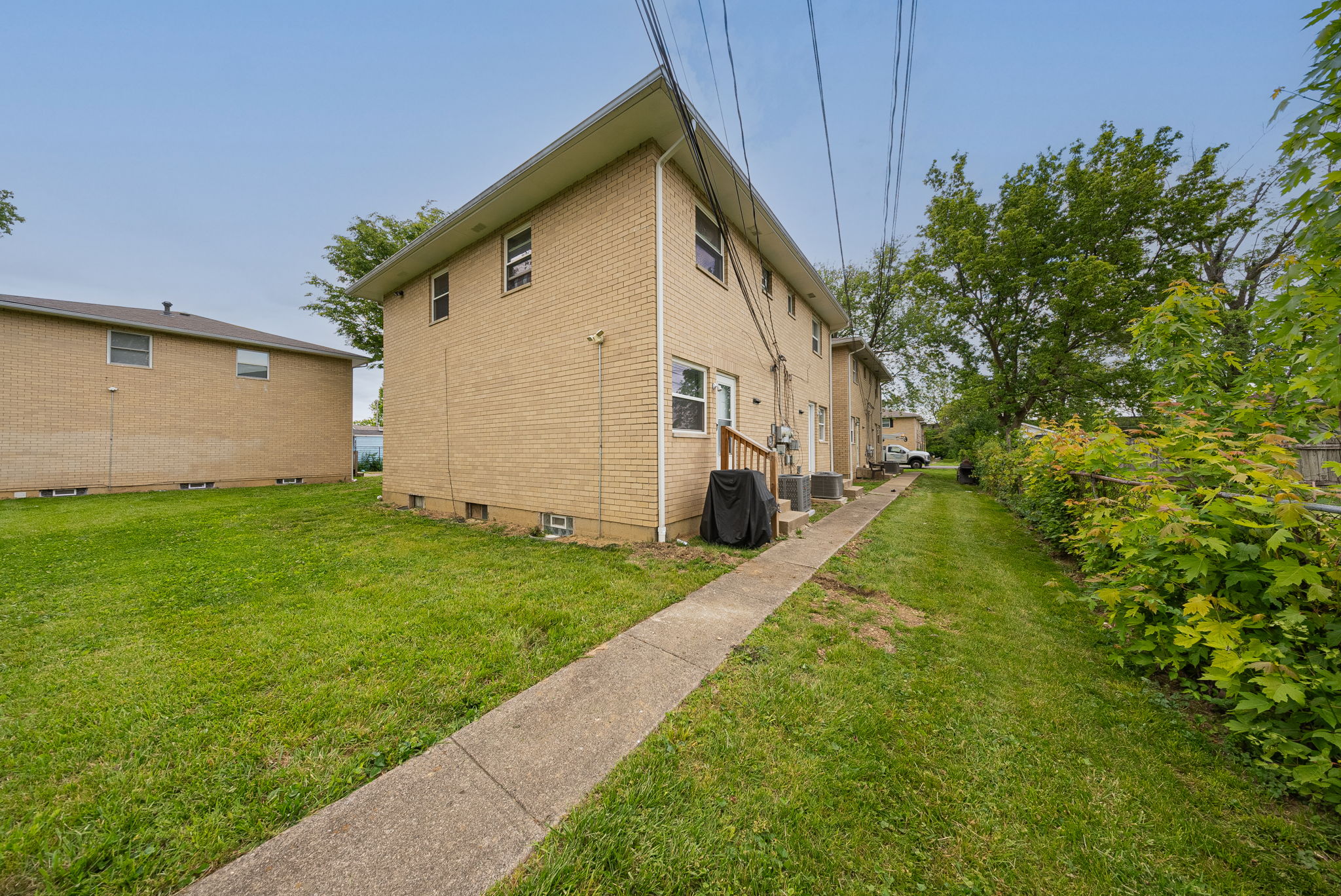 E.G.- 1975 Dunbar Dr, Columbus-46