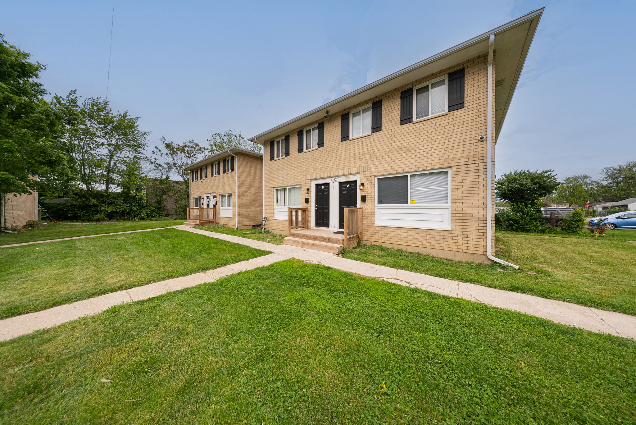 E.G.- 1975 Dunbar Dr, Columbus-54