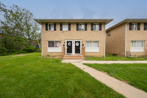 E.G.- 1975 Dunbar Dr, Columbus-55
