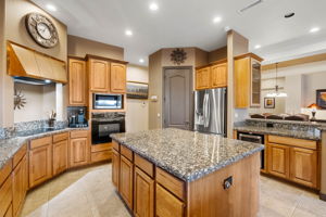 Kitchen (3)