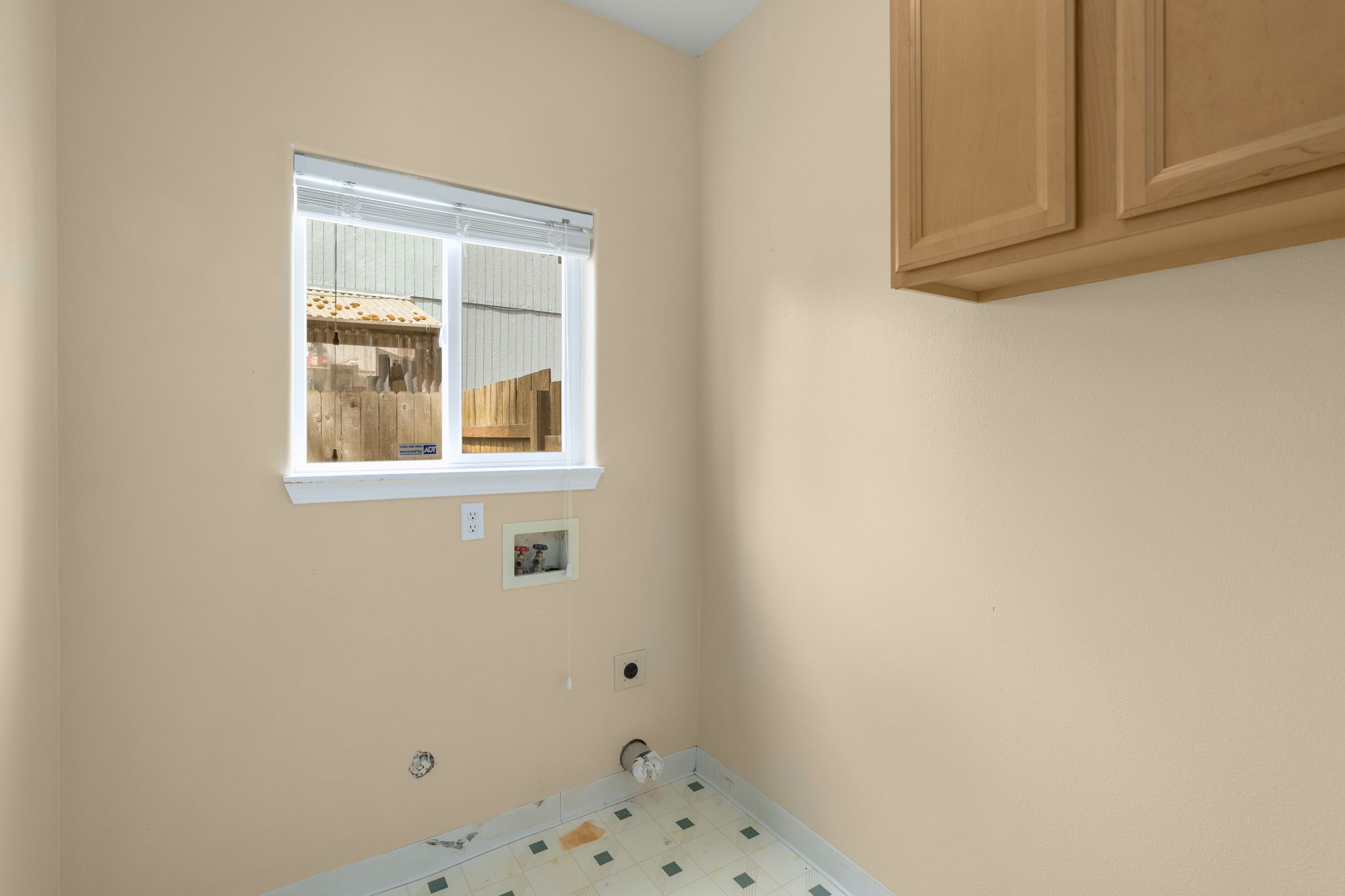 Laundry Room - Main