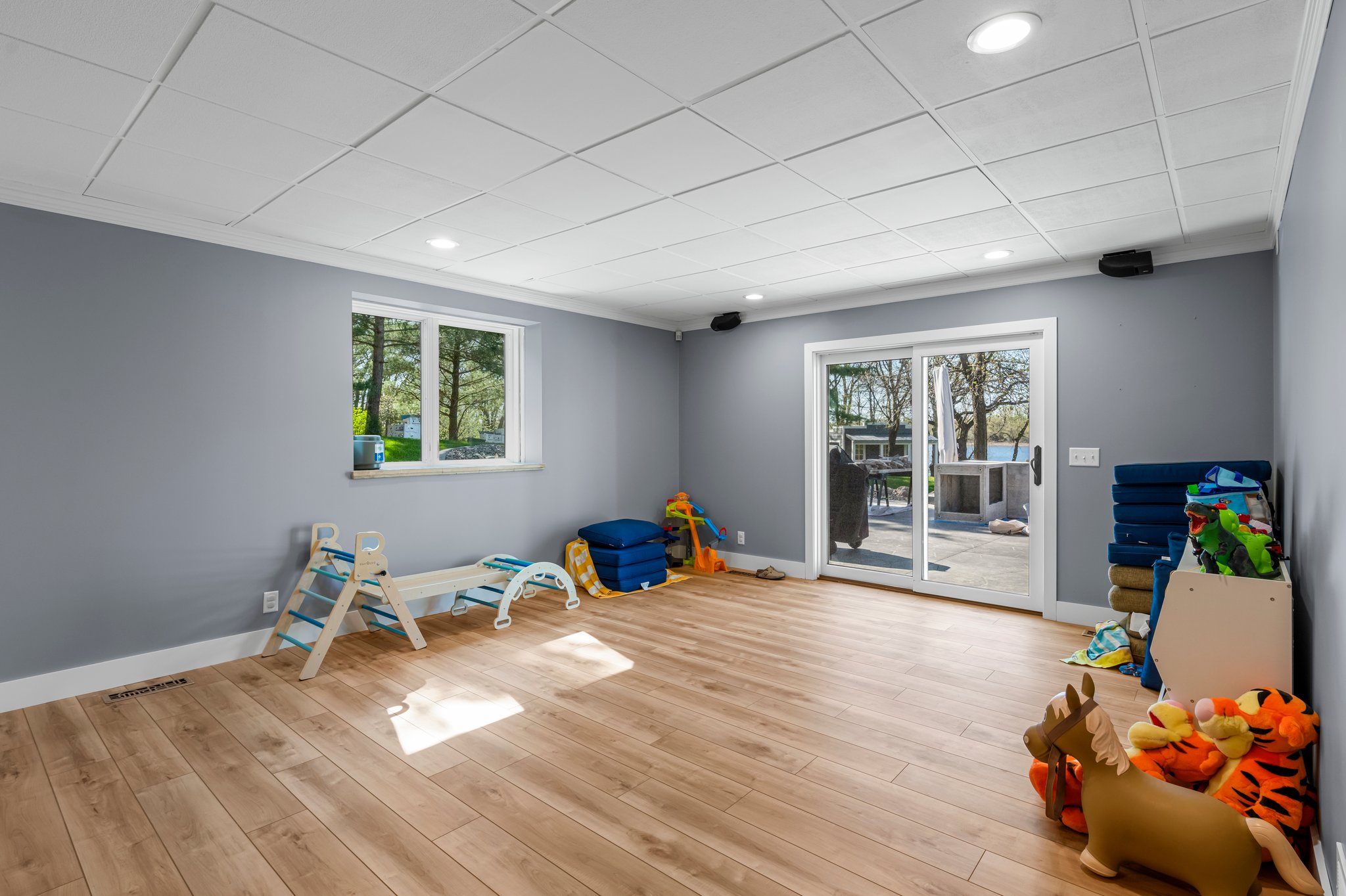 Walkout basement onto a dream outdoor entertaining area