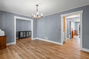 Foyer/Dining Room