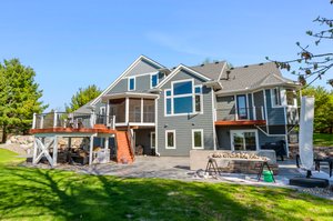 Entertainer's Dream with outdoor kitchen