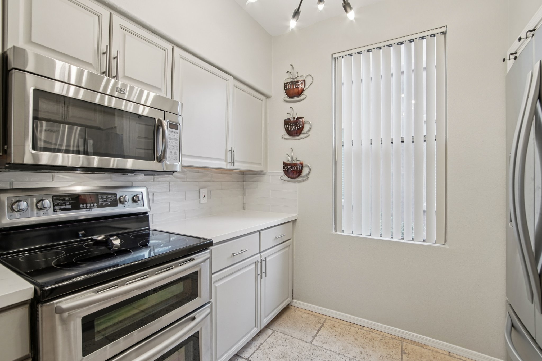 N 76th St 1104-S1909-012.jpg