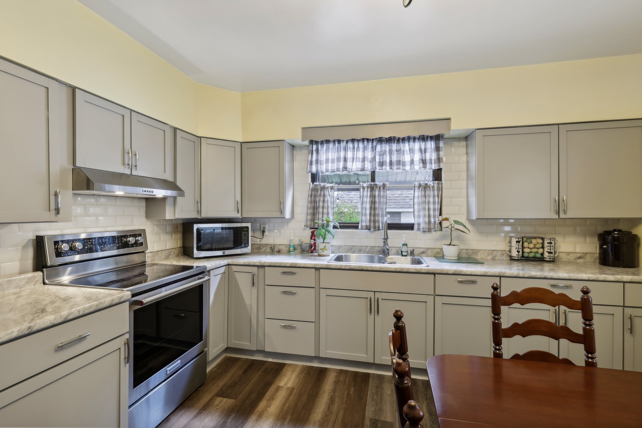 Catherine St-017.jpg