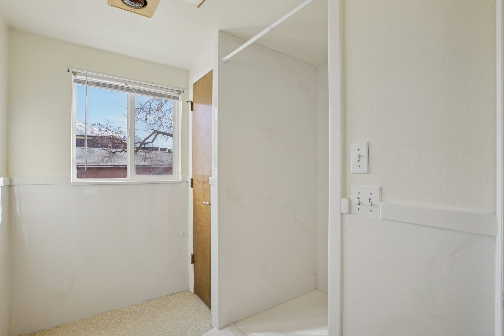 Caveman Blvd-S0502-019.jpg