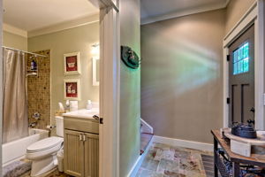  Photo 44