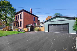  Photo 48