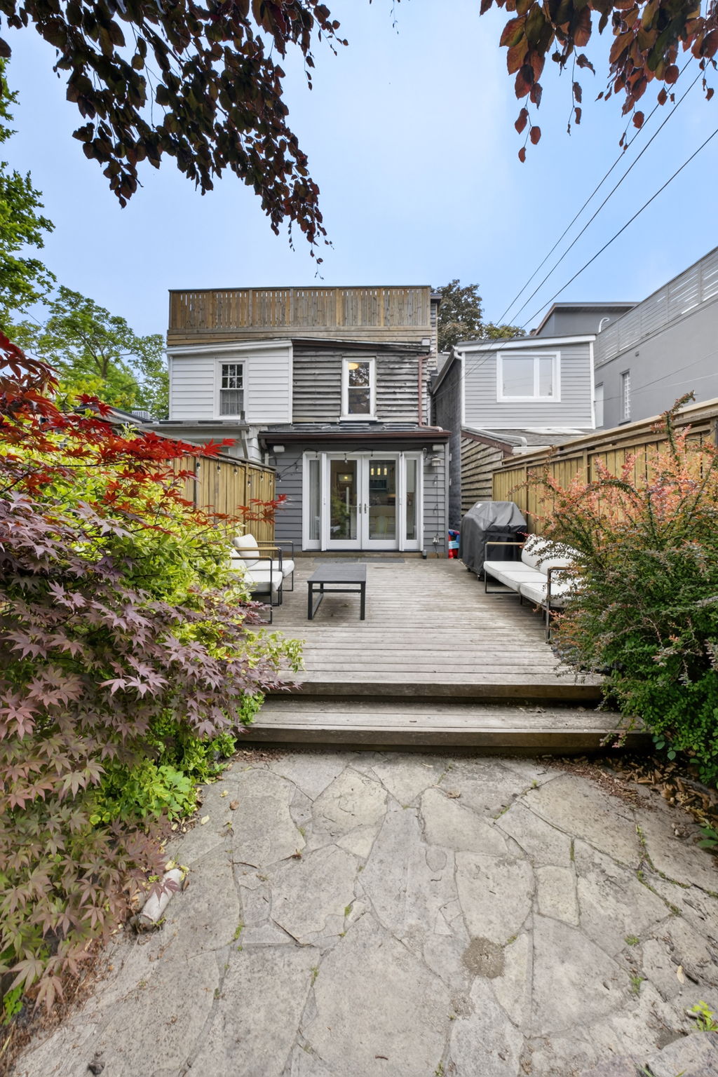 198 Macpherson Ave Toronto, ON M5R 1W8