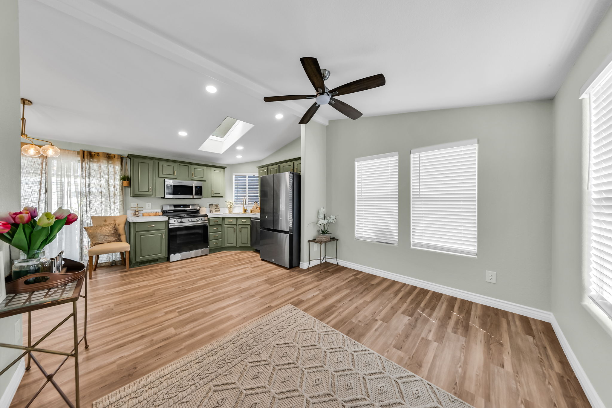 Living Room/Dining Room/Kithen