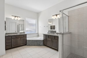  Photo 30