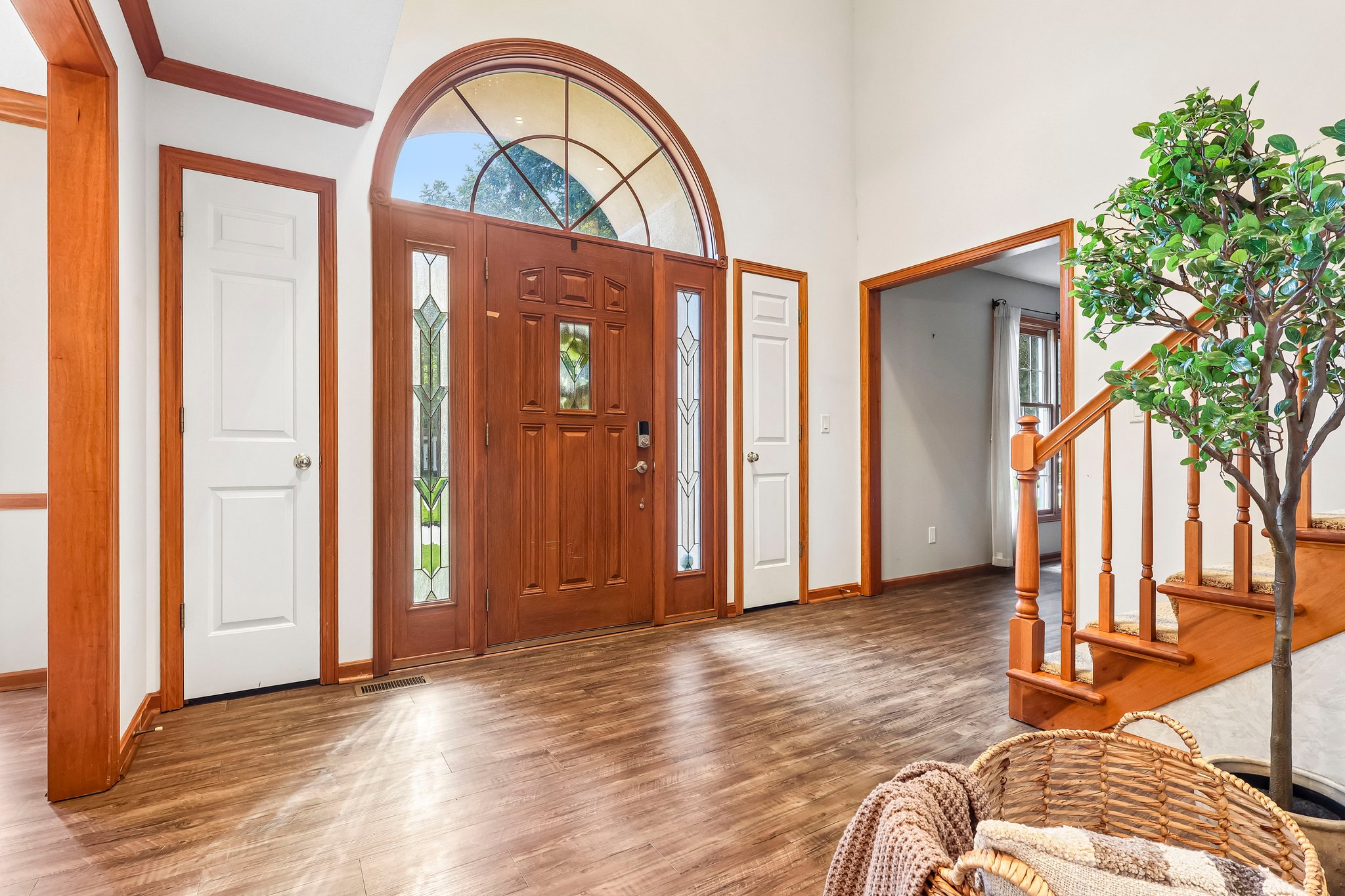 Fairway Dr-S0610-002.jpg