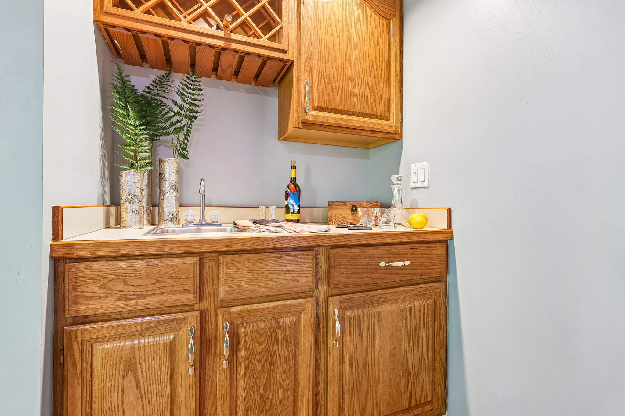 Fairway Dr-S0610-019.jpg
