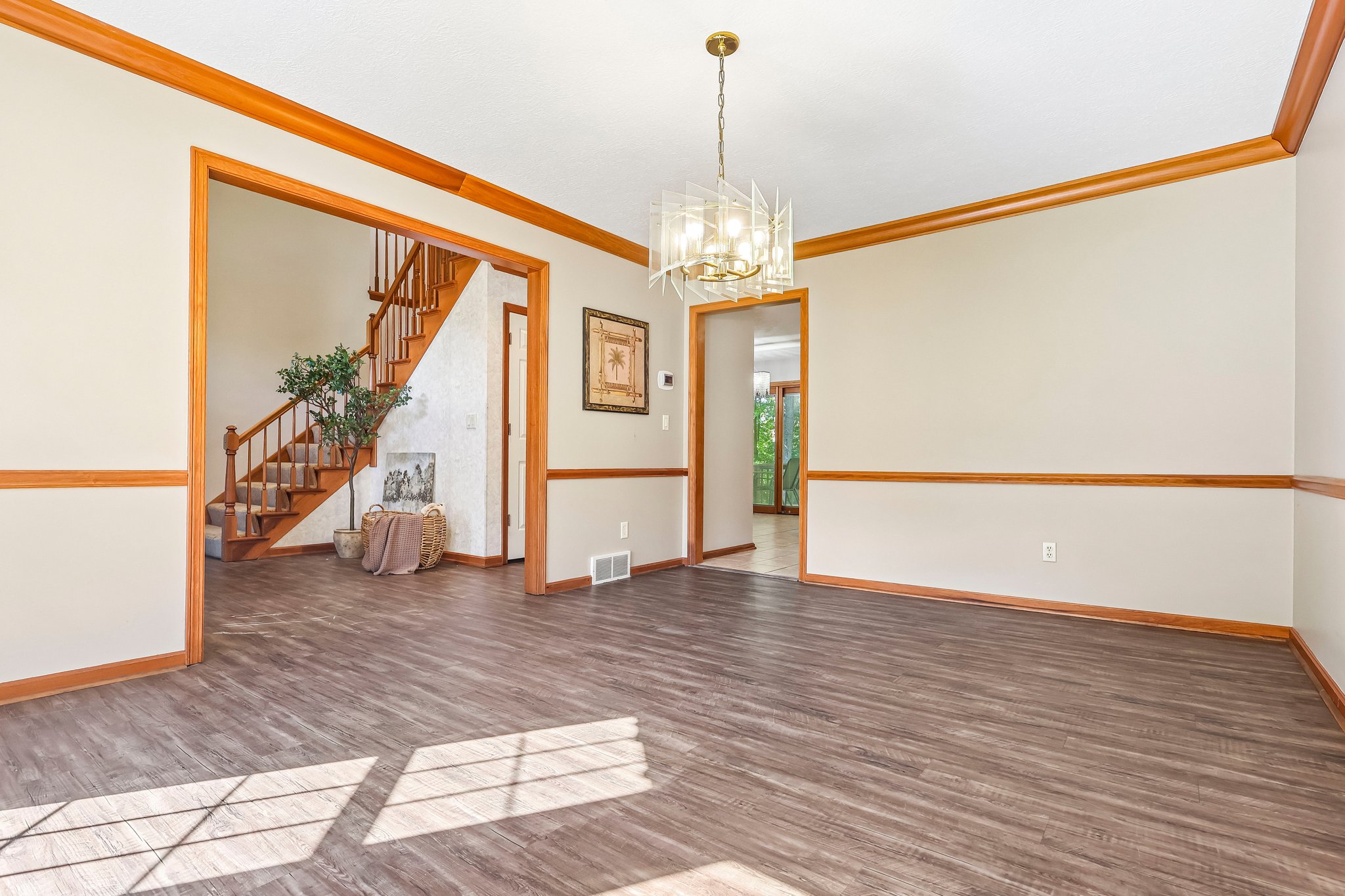 Fairway Dr-S0610-021.jpg