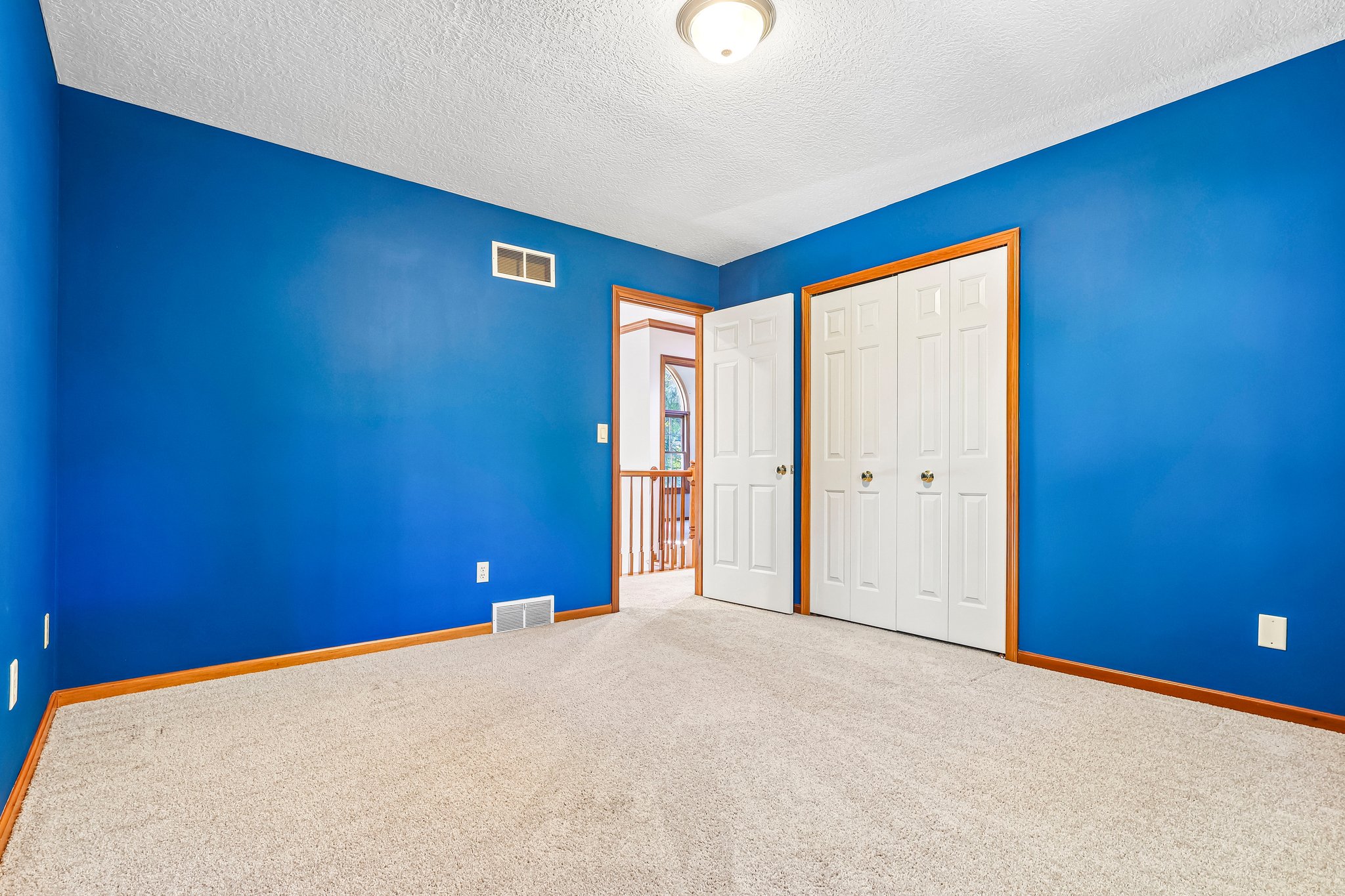 Fairway Dr-S0610-038.jpg