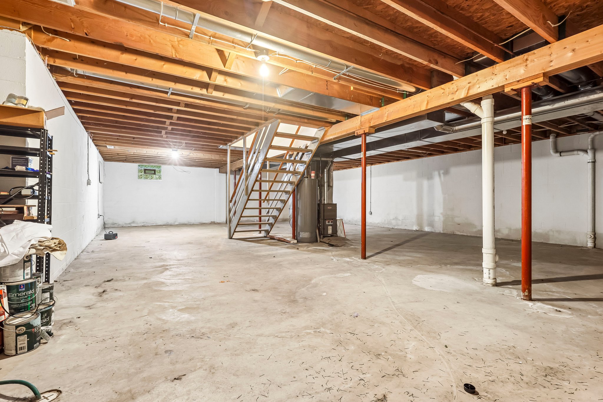 Fairway Dr-S0610-049.jpg