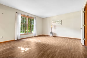 Fairway Dr-S0610-006.jpg