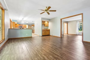 Fairway Dr-S0610-010.jpg