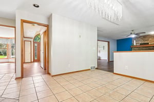 Fairway Dr-S0610-013.jpg