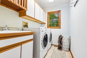 Fairway Dr-S0610-027.jpg