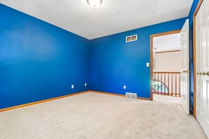 Fairway Dr-S0610-037.jpg