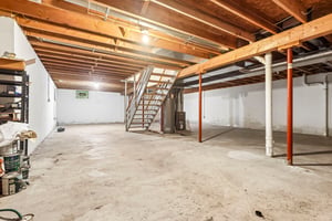 Fairway Dr-S0610-049.jpg